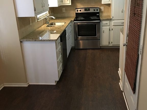 4th image of 1747 Kelvin Dr