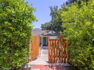 2450 Hermosita Dr, Glendale, CA 91208