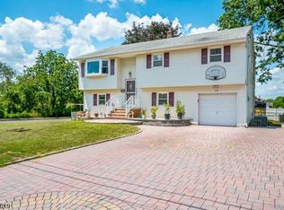310 Lexington Ave, South Plainfield, NJ 07080