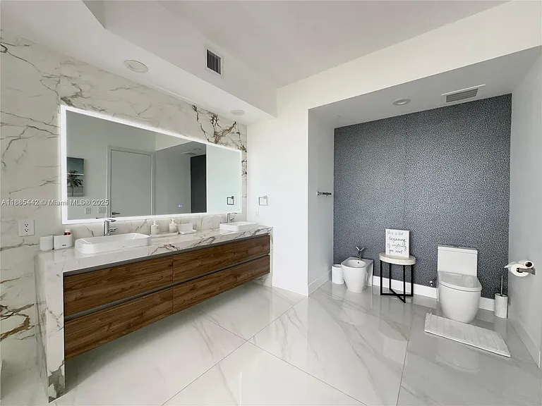 15901 Collins Ave #2406 — Photo 17