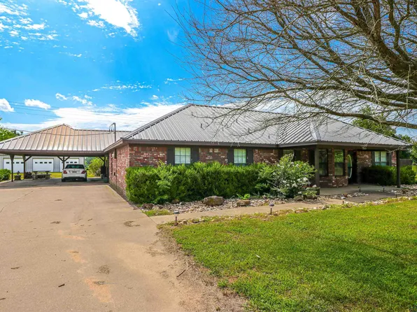 3525 Locust Rd, Gilmer, TX 75645