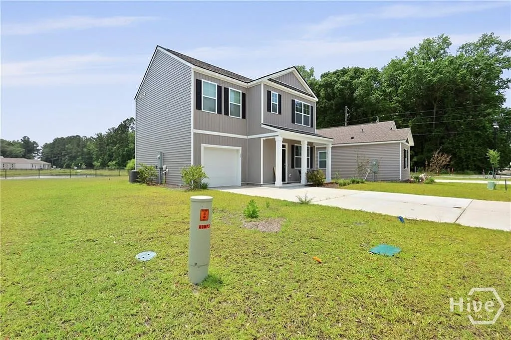 3 bed, 2.5 bath, 1392 sqft, $1,995 — Photo 4