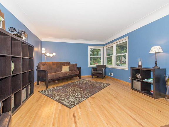 3rd image of 7308 Oliver Ave S