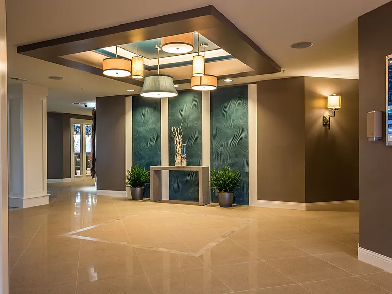 Promenade Pointe — Photo 6