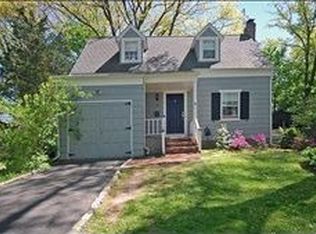 11 Forest Rd, Cedar Grove, NJ 07009