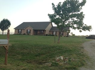 199 Valley Meadows Dr, Springtown, TX 76082