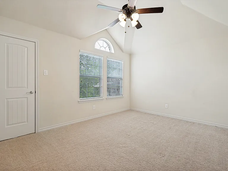 14223 Sorano Dr — Photo 10