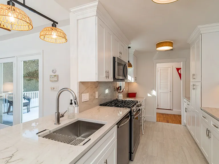 45 James St — Photo 13