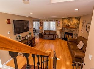 105 Fairway Dr #U105, Carmel, NY 10512