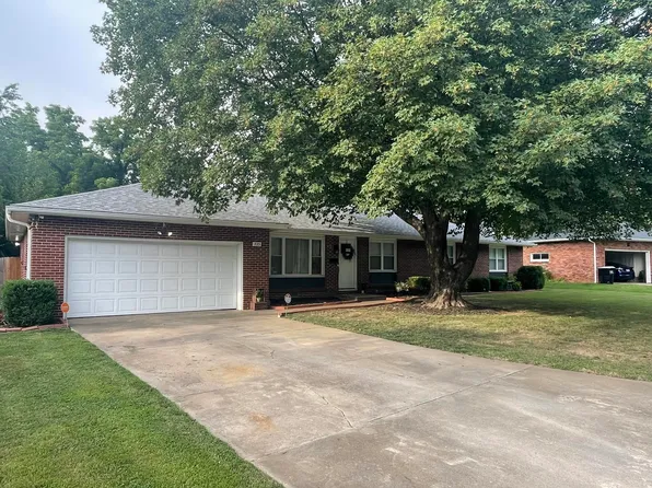 723 W Katella Street, Springfield, MO 65807