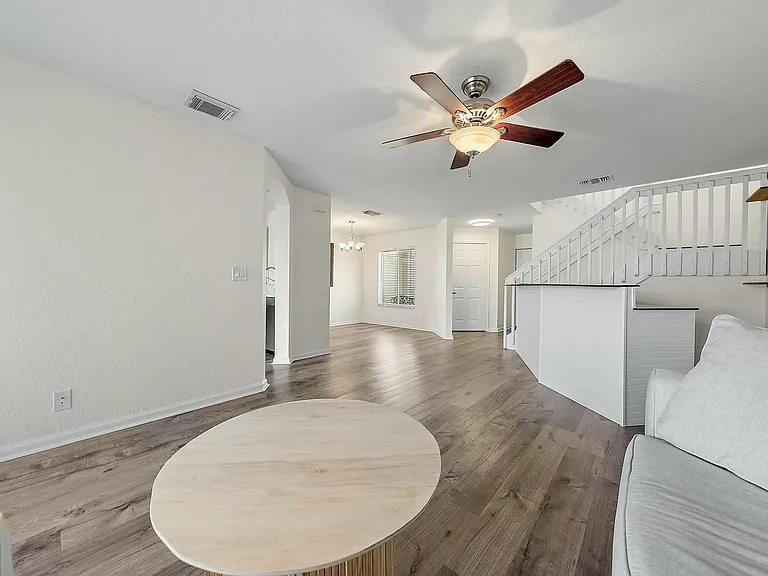 6606 Sandy Bank Ter — Photo 3