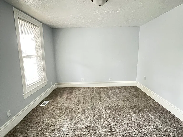1396 E 45th St #1 — Photo 5