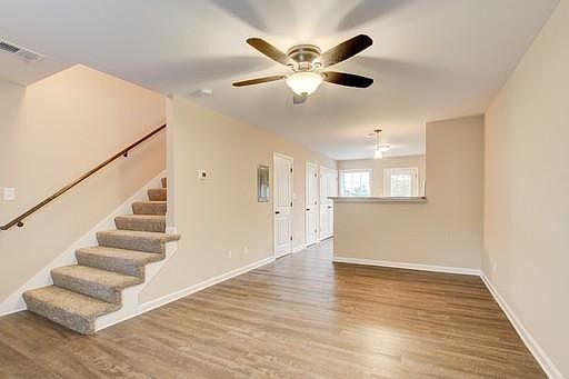 3rd image of 242 Fairview Ln