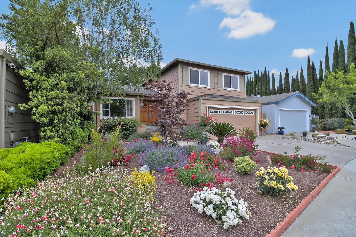 15135 Venetian Way photo 1