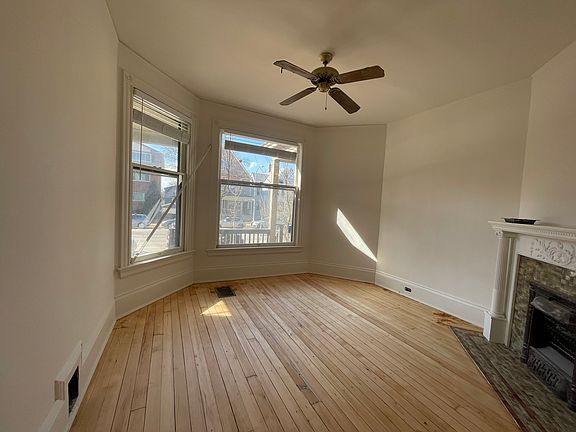 2nd image of 2536 N Oakland Ave #2536