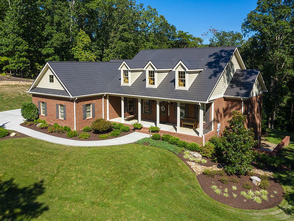 1st image of 1002 Northbridge Close