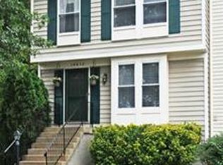 14632 Stone Crossing Ct, Centreville, VA 20120
