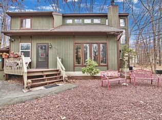 342 Fernwood Dr, East Stroudsburg, PA