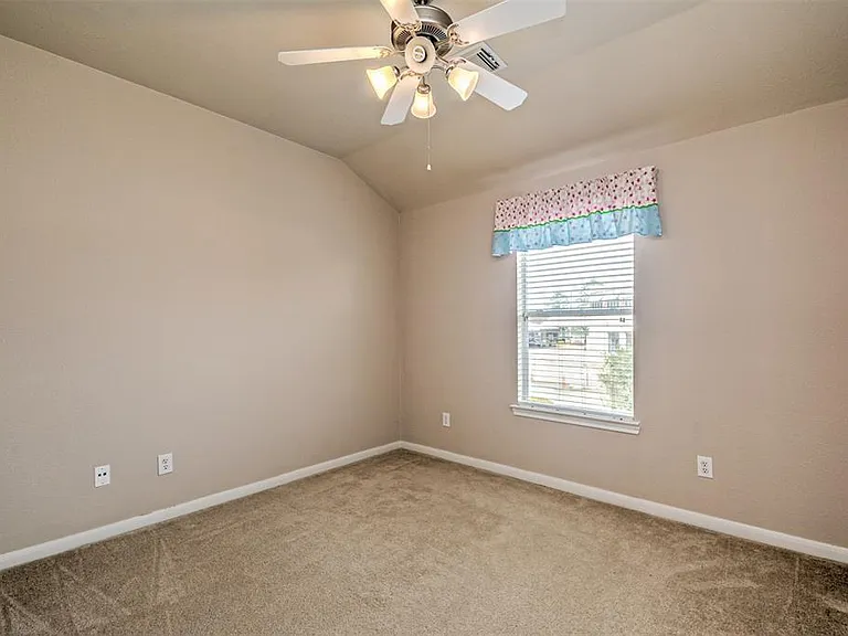 9322 Steam Springs Dr — Photo 12