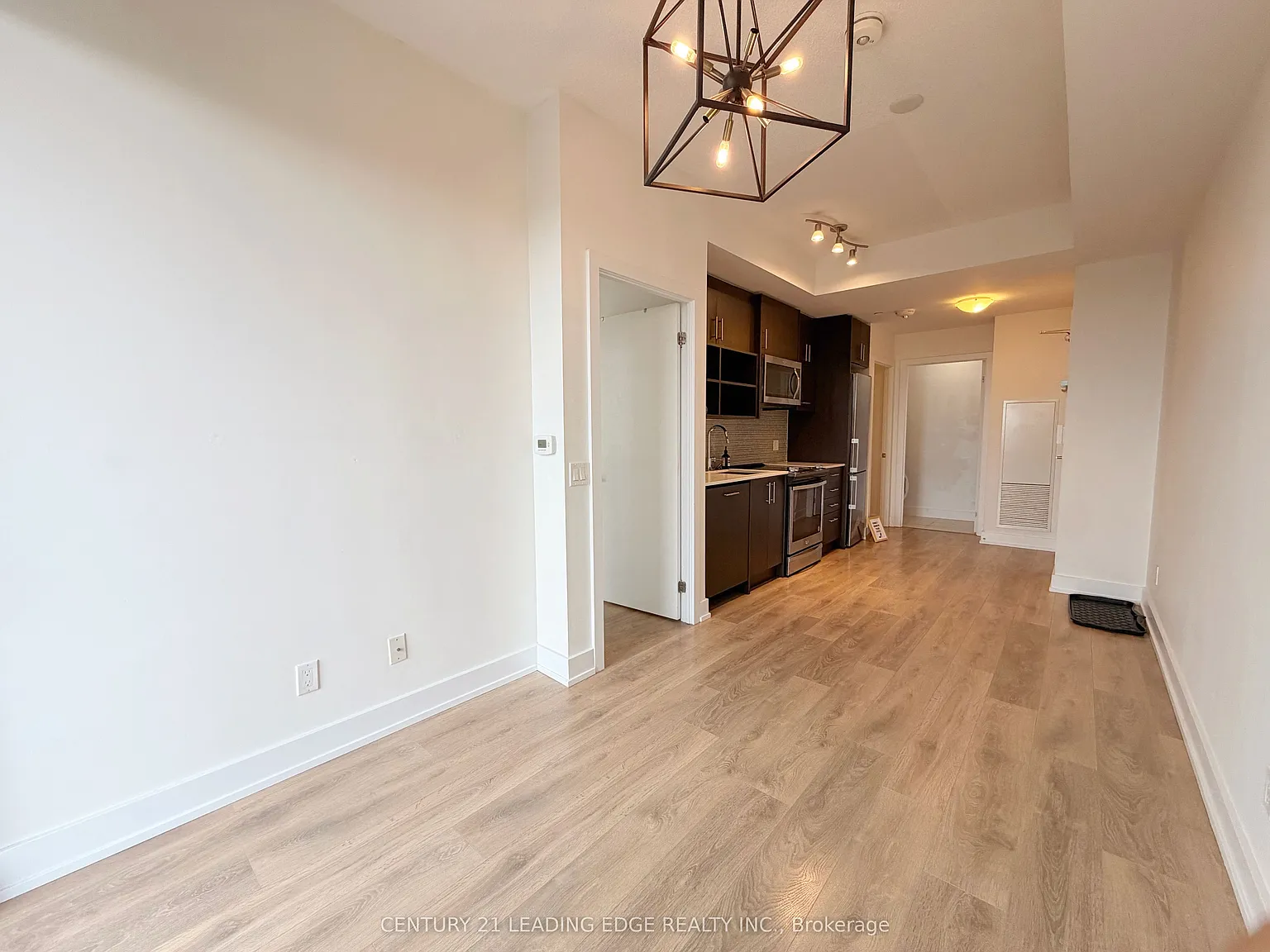 2 bed, $2,450 — Photo 2