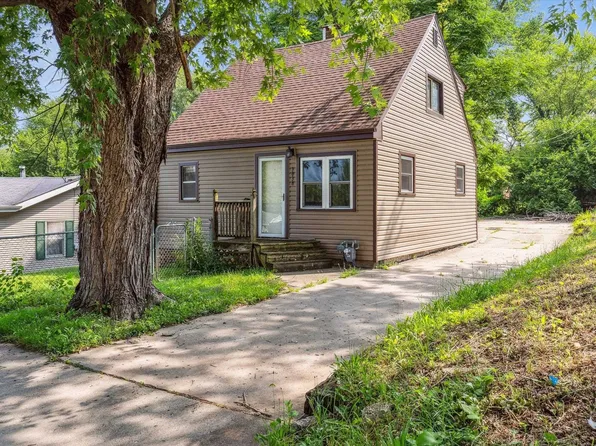 3038 Marshall St, Rockford, IL 61109