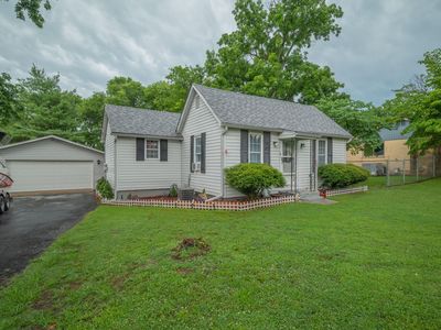 705 S Cherokee St, Grove, OK, 74344