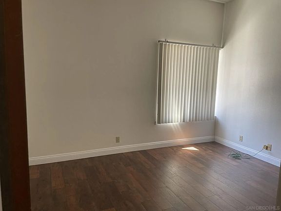5th image of 8328 Regents Rd Unit 1F