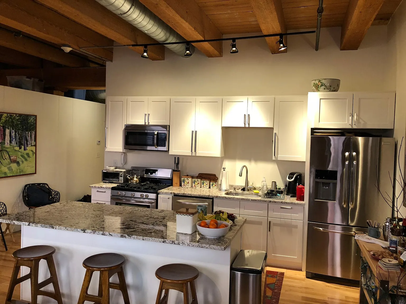 21 Wormwood St — Photo 2