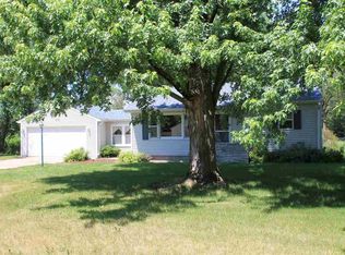 415 Longview St, Cedar Falls, IA 50613