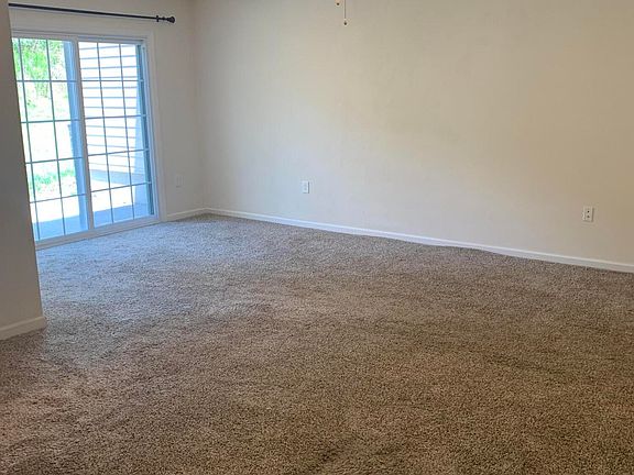5th image of 6778 Village Green Dr