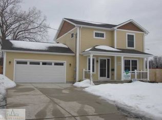 2202 Midwood St, Lansing, MI 48911