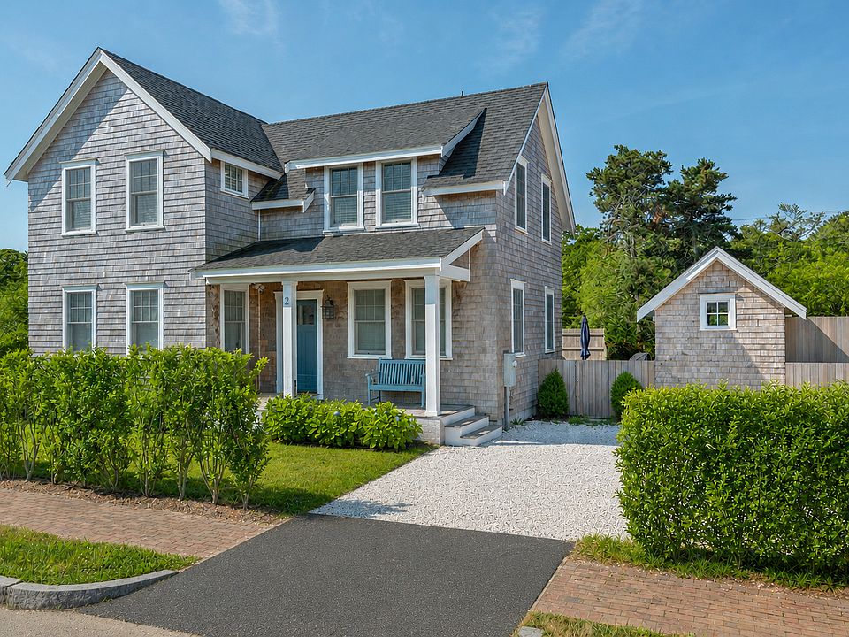 1st image of 2 Fawn Ln