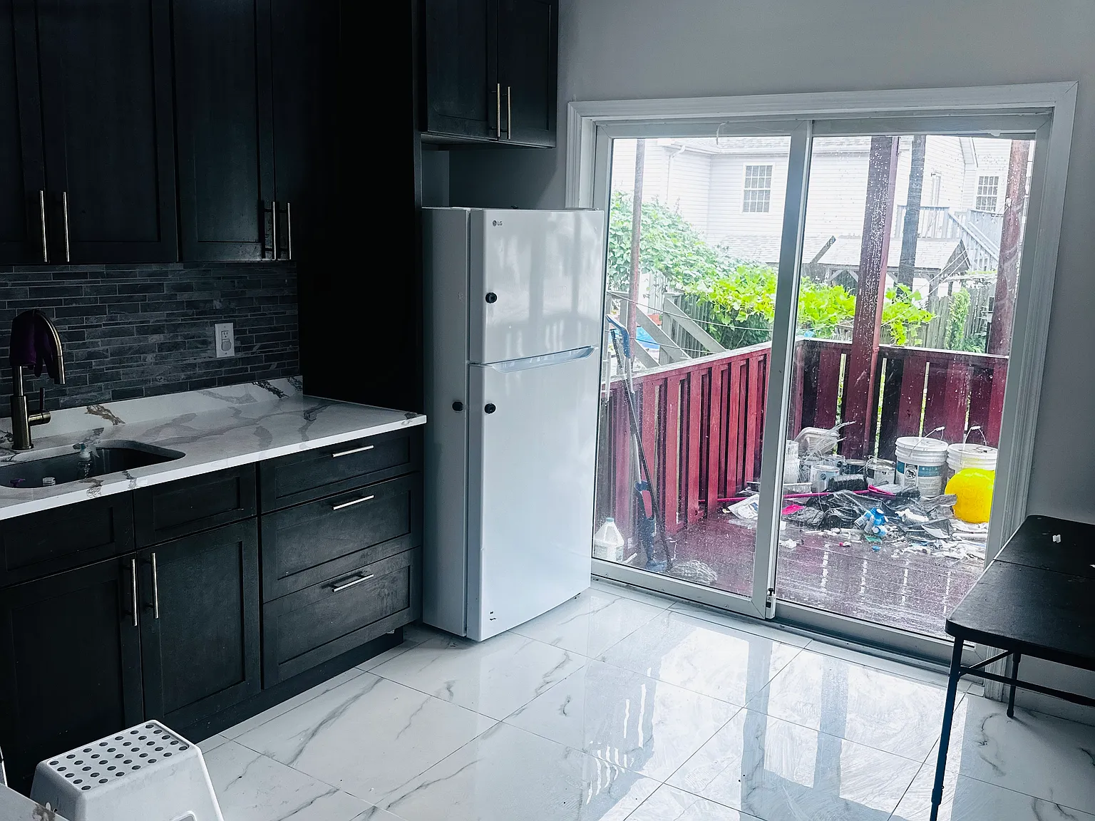 3 bed, 1500 sqft, $2,300 — Photo 3