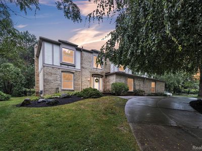 31037 N Park Dr, Farmington Hills, MI, 48331