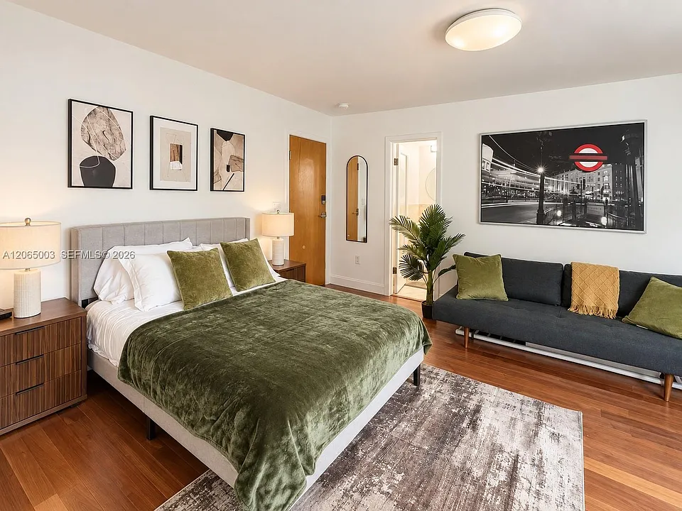 420 15th St #306