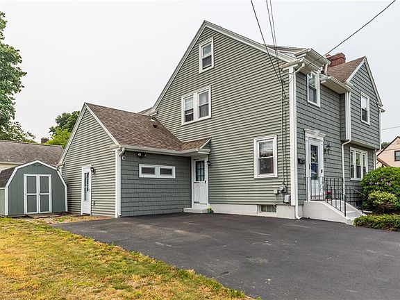 2nd image of 36 Pleasant Ave