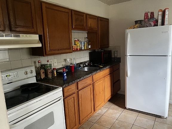 5th image of 8078 Parental Cir #8078