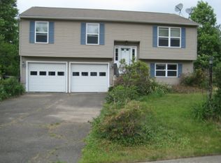 20 Mellissa Ct, Naugatuck, CT 06770