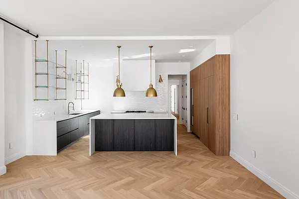 Sold by SERHANT. | media 1