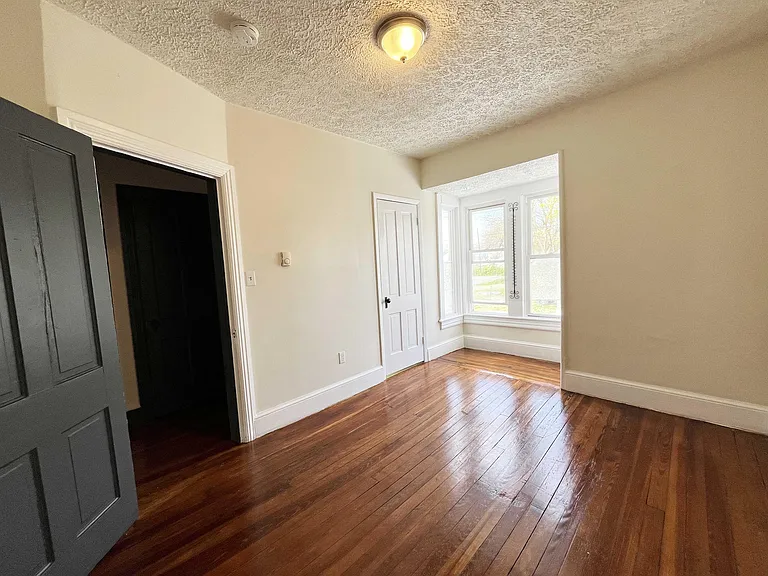 238 N Raleigh St — Photo 10