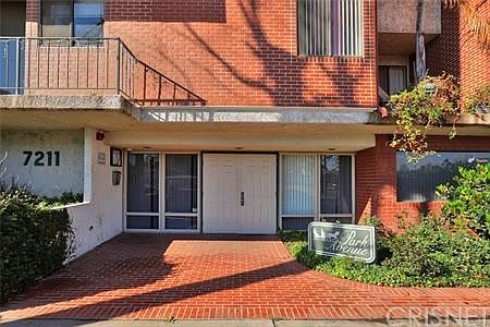 2nd image of 7211 Cozycroft Ave Unit 41
