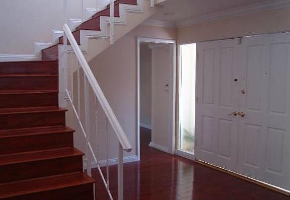4th image of 22735 Mulholland Dr