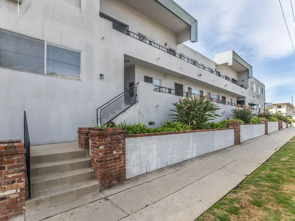 963 S Barrington Ave APT 7, Los Angeles, CA 90049