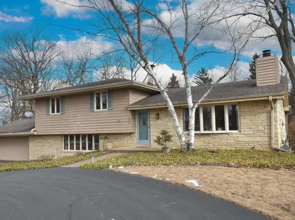 1600 Milrod LANE, Brookfield, WI 53005