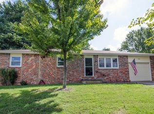 304 N Elmwood Ave, Republic, MO 65738