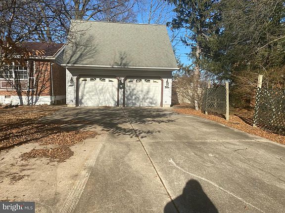 2nd image of 313 Kirkbride Dr