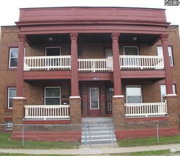 1st image of 10512 Greenlawn Ave #3