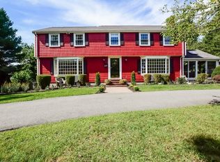 3 Grey Ln, Lynnfield, MA 01940