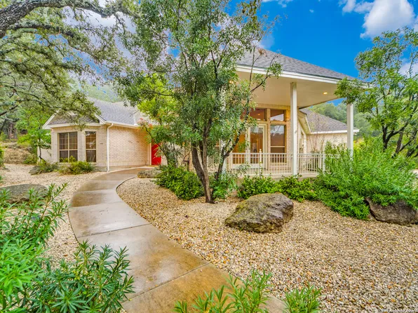 29306 GRAND COTEAU DR, Boerne, TX 78015