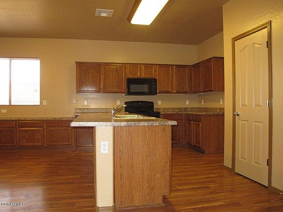 3rd image of 339 E Harold Dr